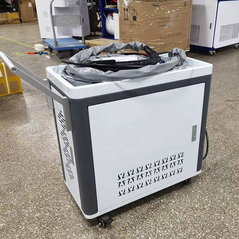 100 Watt Pulse Fiber Laser Cle - Industrial Laser Cleaning Equipment 评论和价格